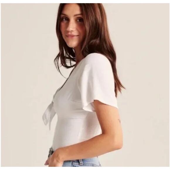 NWT Abercrombie and Fitch White Linen Blend Front Tie Short Sleeve Bodysuit - Picture 3 of 6